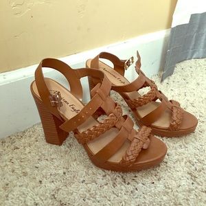 American Eagle Heels
